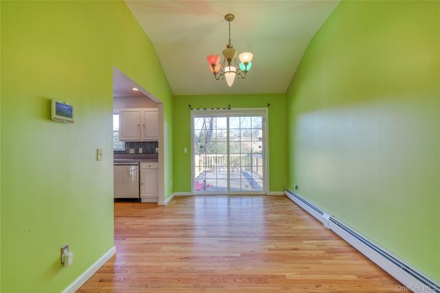 8 Jamison Place, Newburgh, NY 12550