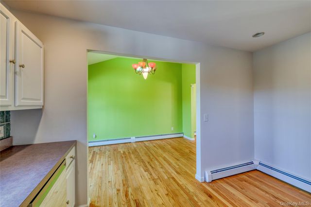 8 Jamison Place, Newburgh, NY 12550