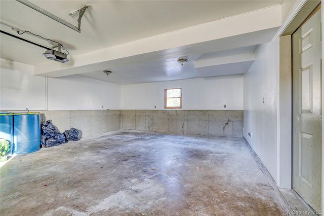 8 Jamison Place, Newburgh, NY 12550