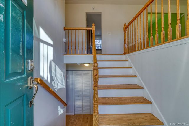 8 Jamison Place, Newburgh, NY 12550