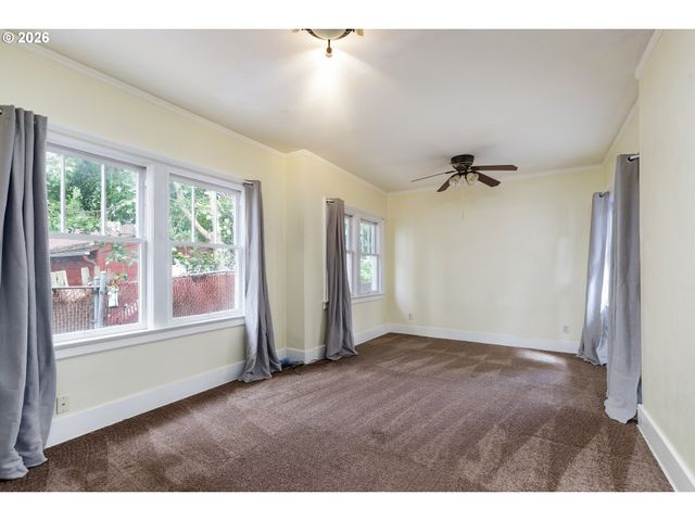 5415 N FESSENDEN St, Portland, OR 97203