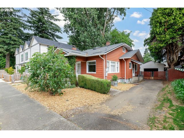 5415 N FESSENDEN St, Portland, OR 97203