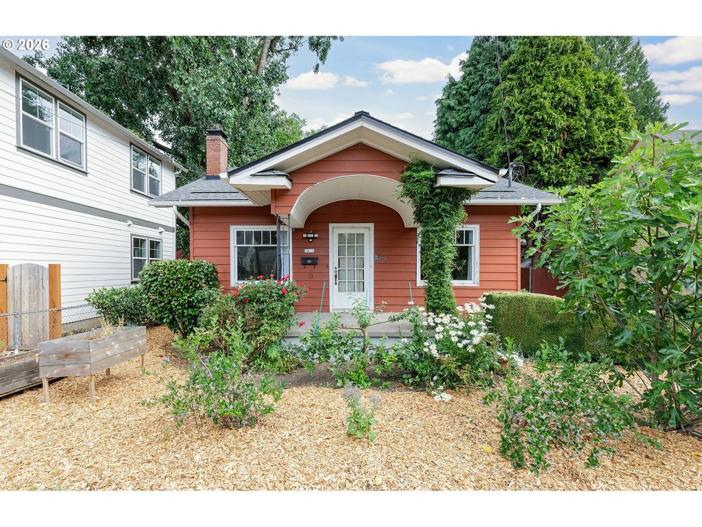 5415 N FESSENDEN St, Portland, OR 97203