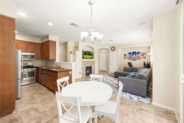 41527 Blue Canyon Avenue 3, Murrieta, CA 92562