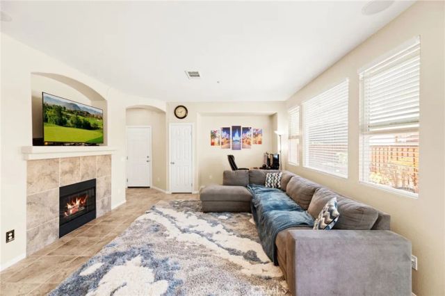 41527 Blue Canyon Avenue 3, Murrieta, CA 92562