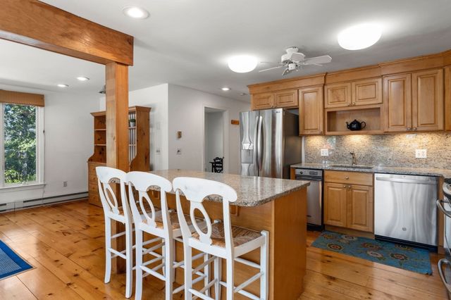 22&23 Samoset Rd, Mashpee, MA 02649