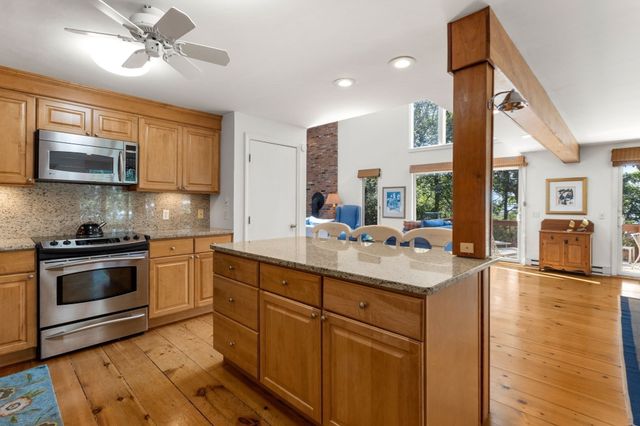 22&23 Samoset Rd, Mashpee, MA 02649