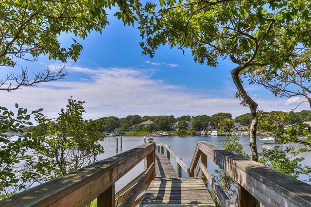 22&23 Samoset Rd, Mashpee, MA 02649