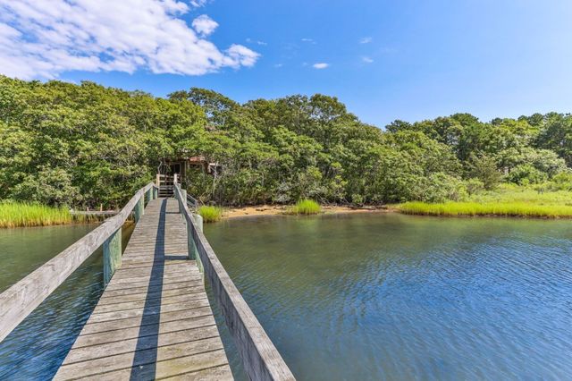 22&23 Samoset Rd, Mashpee, MA 02649