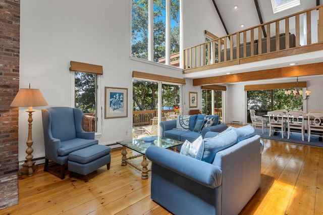 22&23 Samoset Rd, Mashpee, MA 02649