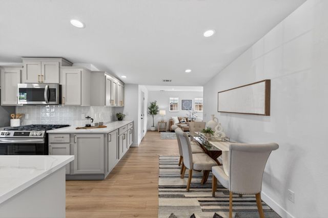 944 White Drive, Santa Clara, CA 95051