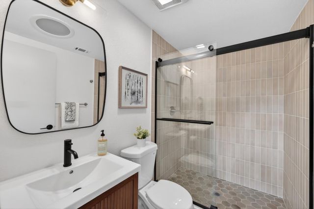 944 White Drive, Santa Clara, CA 95051