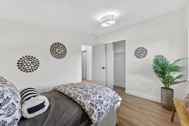 944 White Drive, Santa Clara, CA 95051