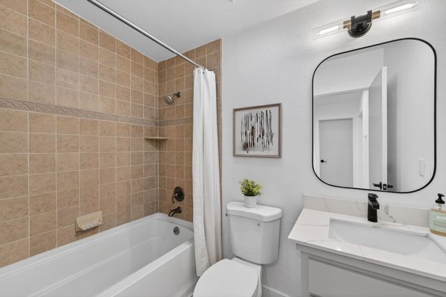 944 White Drive, Santa Clara, CA 95051