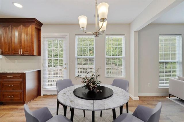 5745 VILLAGE Loop, Fairburn, GA 30213