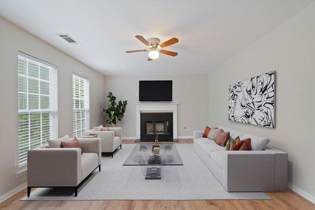 5745 VILLAGE Loop, Fairburn, GA 30213