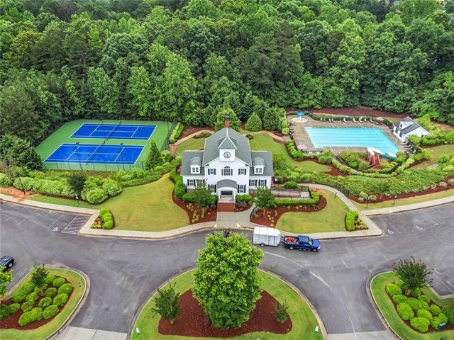 5745 VILLAGE Loop, Fairburn, GA 30213