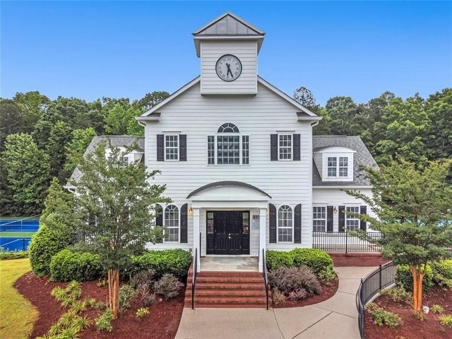 5745 VILLAGE Loop, Fairburn, GA 30213