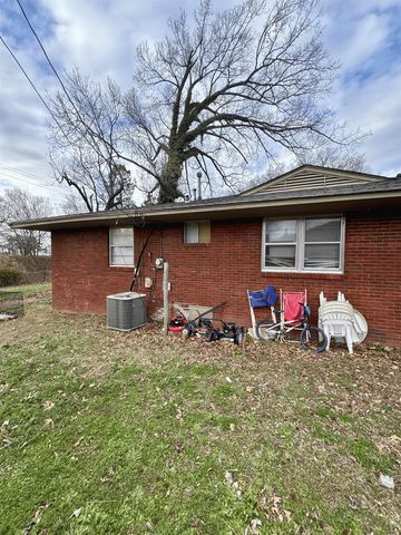 3011 BEAUCHAMP DR, Memphis, TN 38118