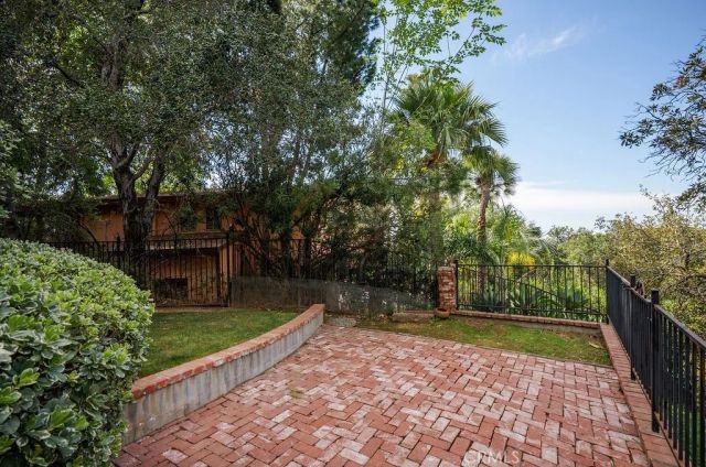 235 Spinks Canyon Road, Bradbury, CA 91008