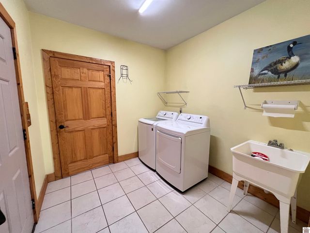 120 Holiday Way, Cadiz, KY 42211