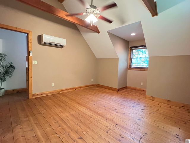 120 Holiday Way, Cadiz, KY 42211