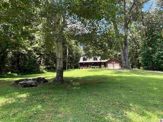 120 Holiday Way, Cadiz, KY 42211