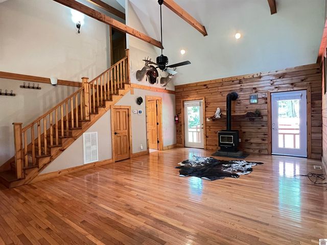 120 Holiday Way, Cadiz, KY 42211