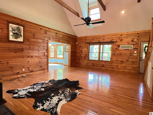 120 Holiday Way, Cadiz, KY 42211