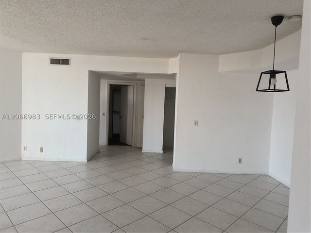 3610 Yacht Club Dr 514, Aventura, FL 33180