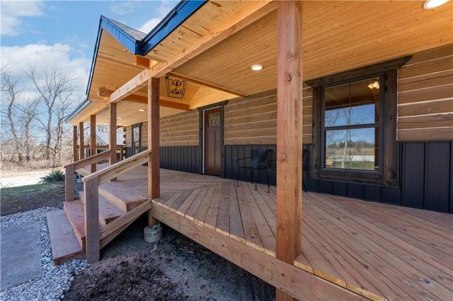 1101 NW 700 Road, Holden, MO 64040