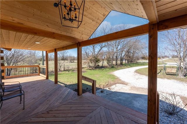 1101 NW 700 Road, Holden, MO 64040