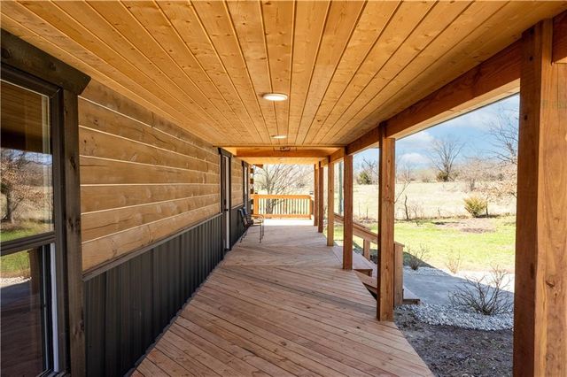 1101 NW 700 Road, Holden, MO 64040