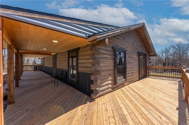 1101 NW 700 Road, Holden, MO 64040