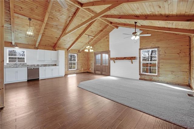 1101 NW 700 Road, Holden, MO 64040