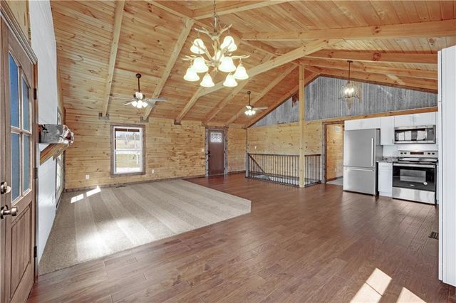 1101 NW 700 Road, Holden, MO 64040