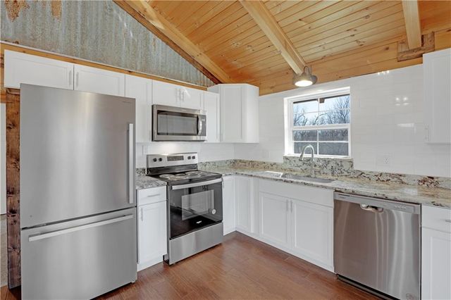 1101 NW 700 Road, Holden, MO 64040