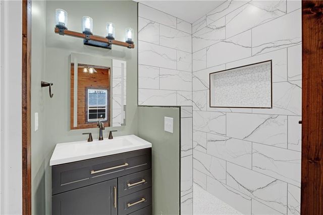 1101 NW 700 Road, Holden, MO 64040