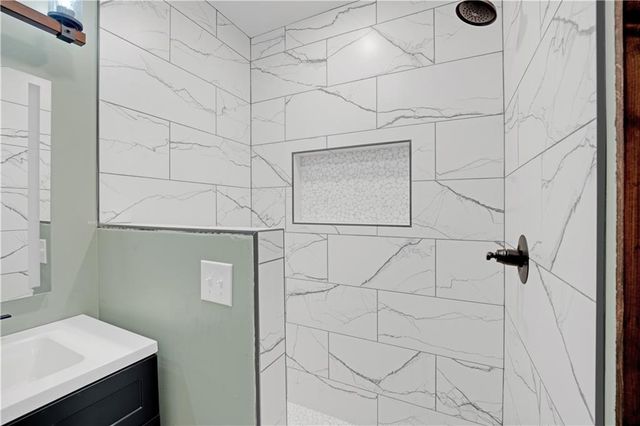 1101 NW 700 Road, Holden, MO 64040