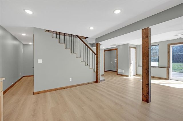 1101 NW 700 Road, Holden, MO 64040