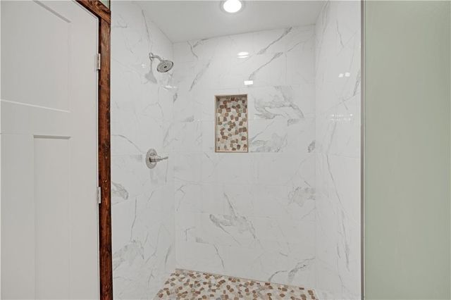 1101 NW 700 Road, Holden, MO 64040