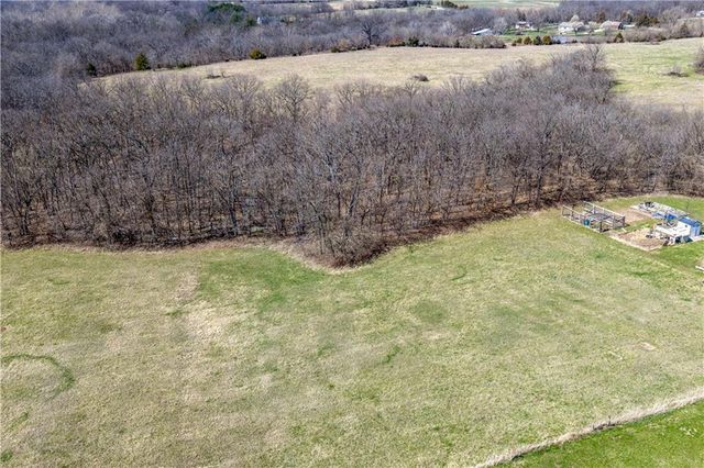 1101 NW 700 Road, Holden, MO 64040