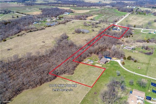 1101 NW 700 Road, Holden, MO 64040