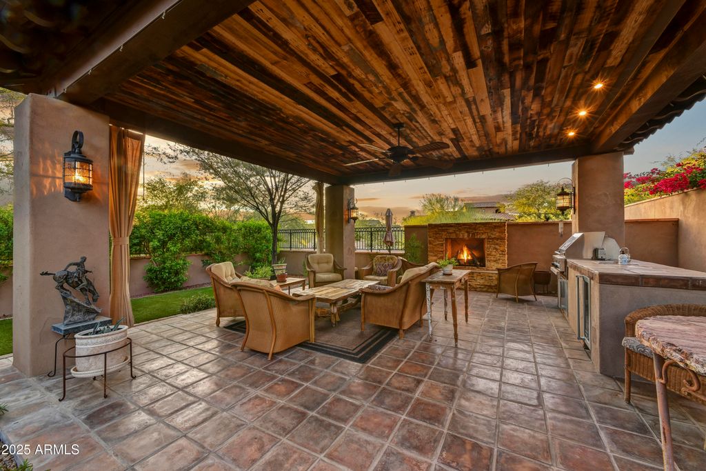 3219 S SILVERBERRY Court, Gold Canyon, AZ 85118