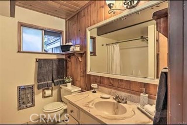 27290 Matterhorn Drive, Lake Arrowhead, CA 92352