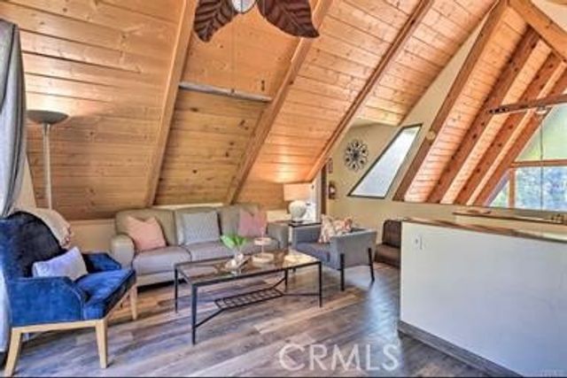 27290 Matterhorn Drive, Lake Arrowhead, CA 92352