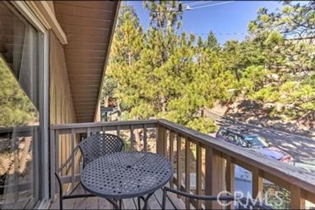 27290 Matterhorn Drive, Lake Arrowhead, CA 92352