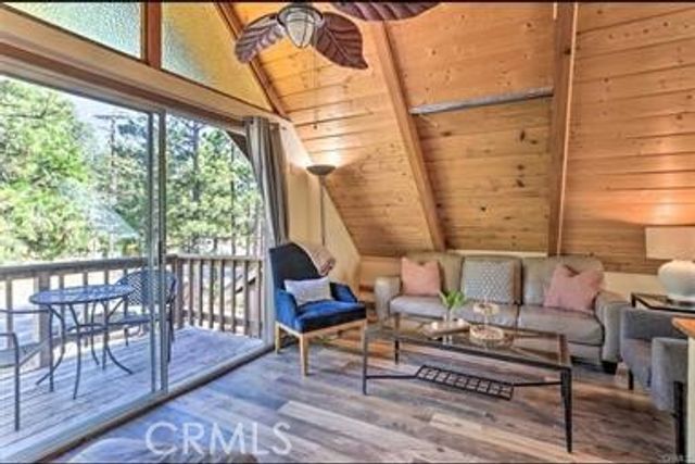 27290 Matterhorn Drive, Lake Arrowhead, CA 92352