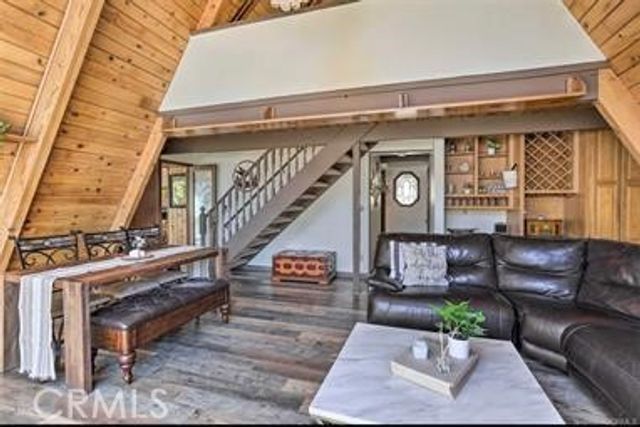 27290 Matterhorn Drive, Lake Arrowhead, CA 92352