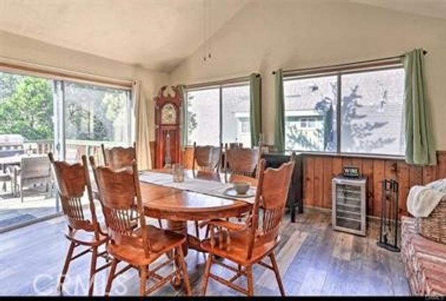 27290 Matterhorn Drive, Lake Arrowhead, CA 92352